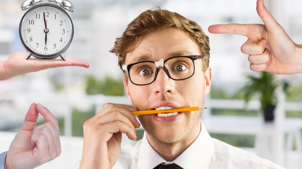 इन 6 साइकोलॉजिकल ट्रिक्स से अपनी पर्सनालिटी को फटाक से अपग्रेड कर!