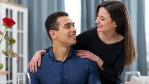 लोगों को अपने पक्ष में करने का गोल्डन टिकट: